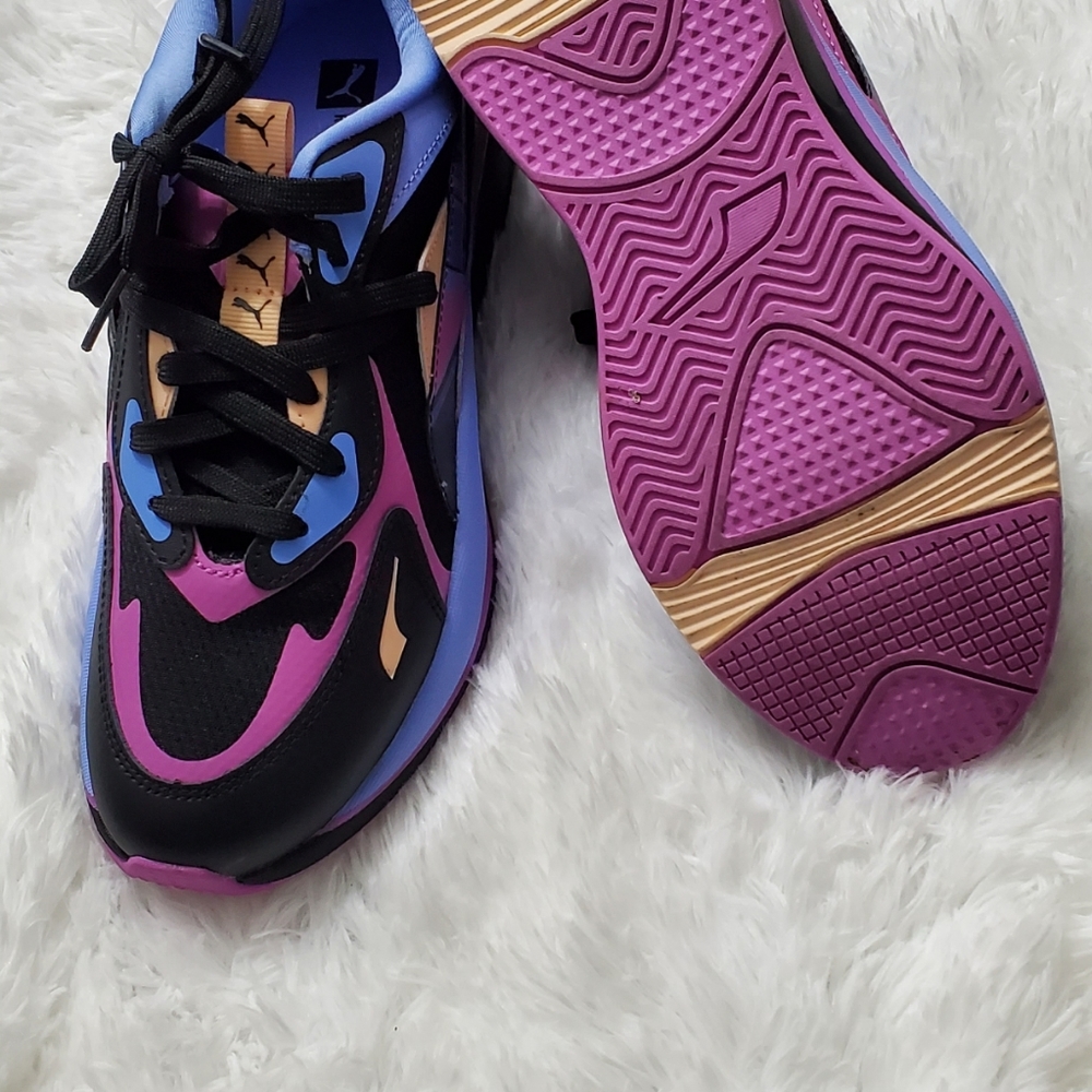 Puma sneakers